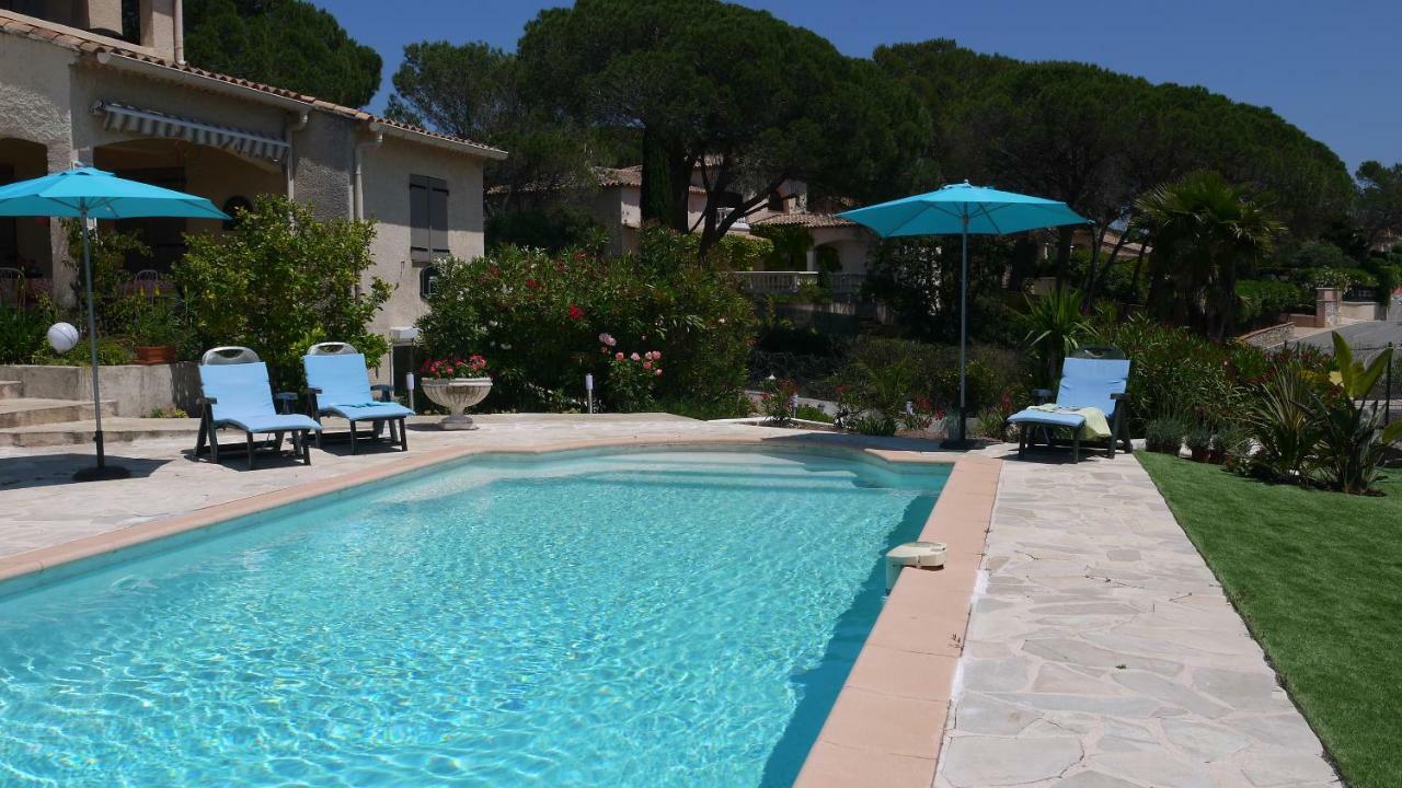 Grand Appartement Dans Maison Avec Piscine Privee Frejus Exterior photo